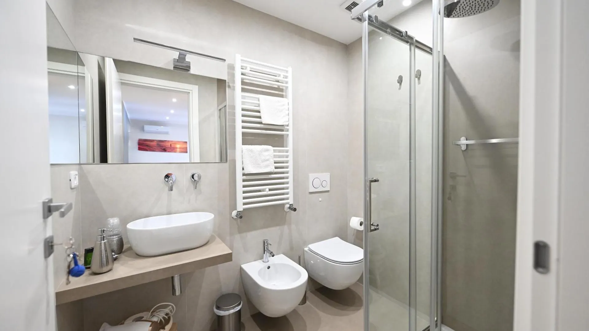 Hotel Barimare 0*, Bari Italia